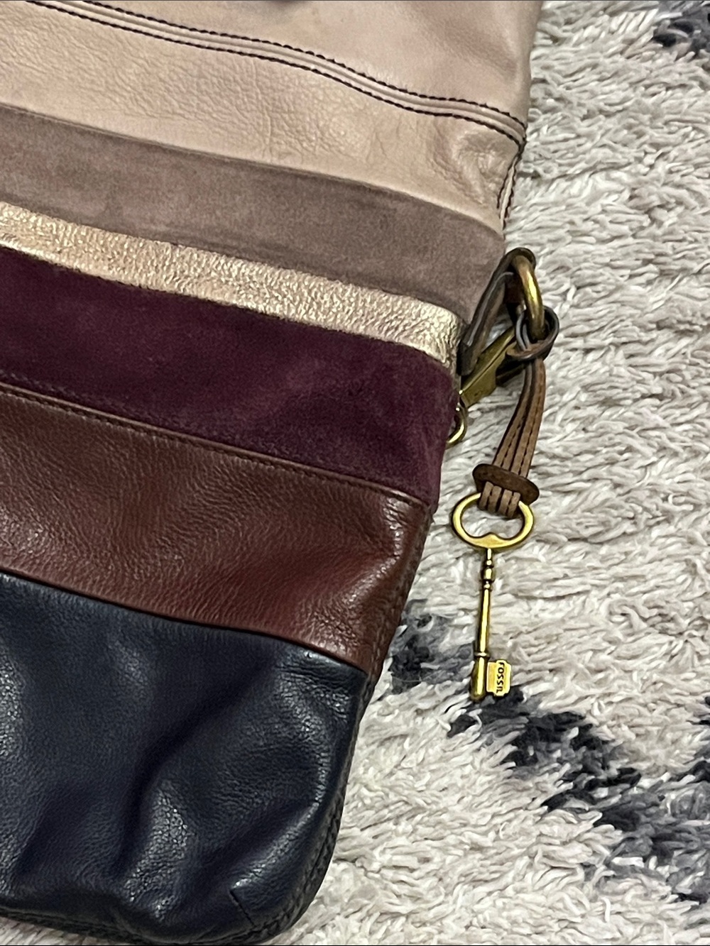 Fossil Explorer ZB5508 Leather Suede Patchwork Crossbody Tote Bag Multicolor - Picture 4 of 16
